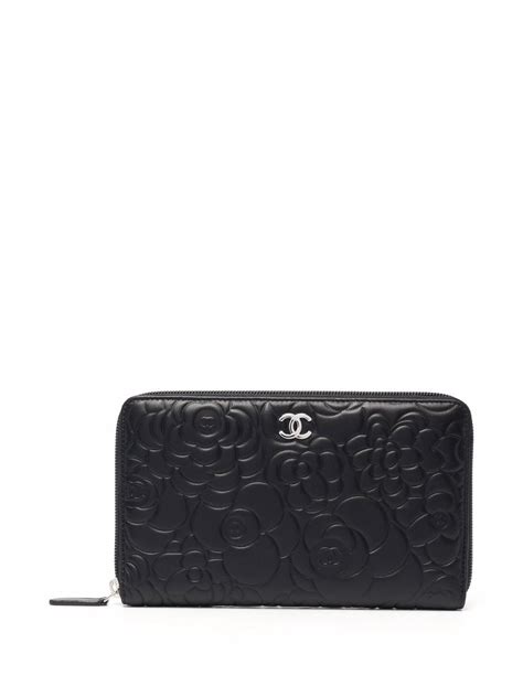 chanel pink camelia zip wallet 2010 2011|Chanel Pre Owned 2011 CC Camélia zip.